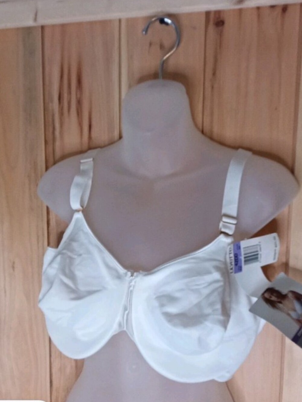 Lilyette White Underwire No Show Bra 42DD